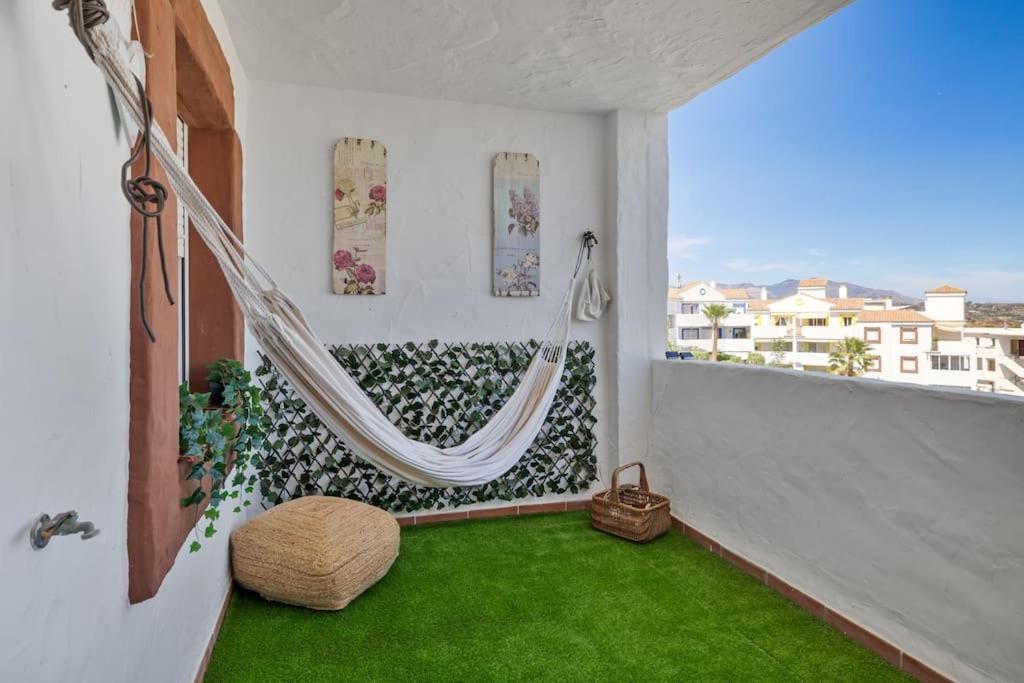Beautiful 3 Bed Stylish & Cozy Apartment - Susanna Suite Mijas Εξωτερικό φωτογραφία