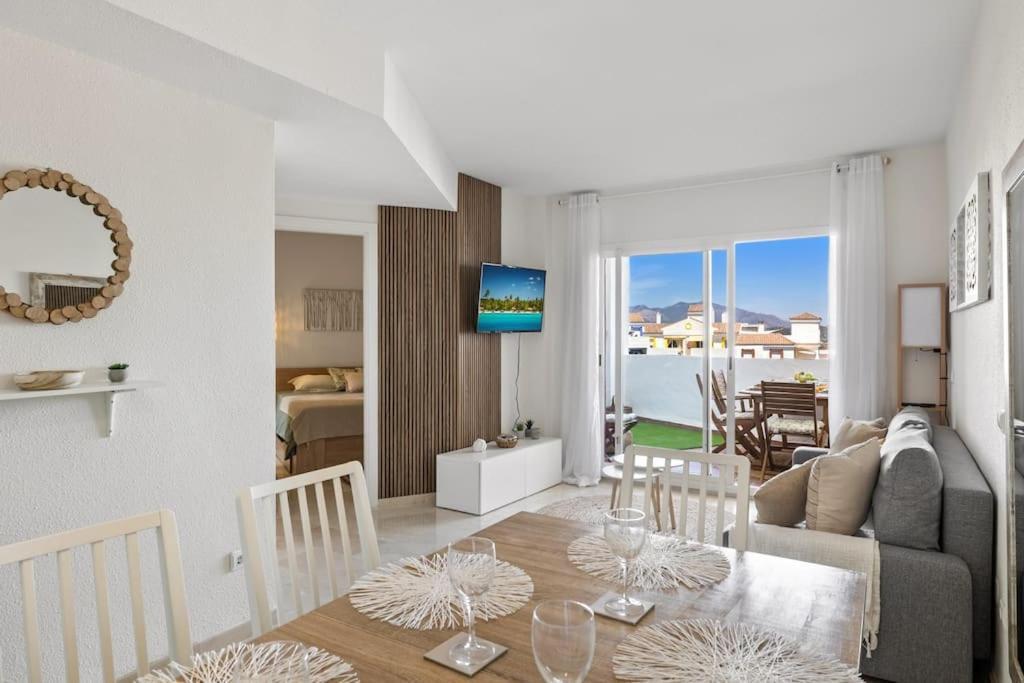 Beautiful 3 Bed Stylish & Cozy Apartment - Susanna Suite Mijas Εξωτερικό φωτογραφία